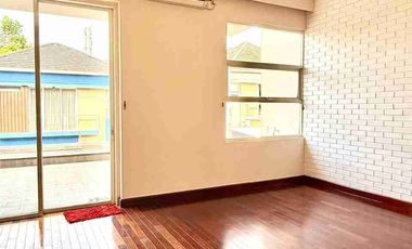DIJUAL CEPAT RUMAH POSISI HOEK DI BINTARO