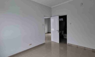 Rumah Baru Renov Bagus di Kota Wisata Cibubur