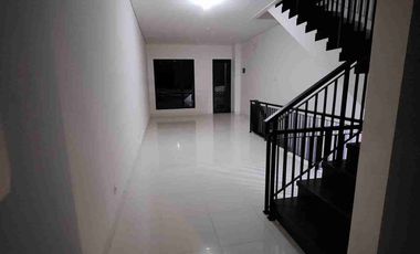 Jual Ruko Tiga Lantai di Raffles Hills Cibubur