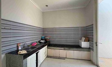 CASA TOBAGO SEMI FURNISHED BAGUS SIAP HUNI
