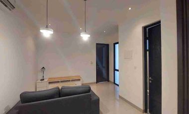 Condohouse green royal