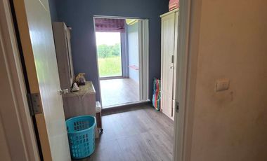 Great Value!  Townhouse for Sale – Pruksa 63 Village, Bangkadi – Pathum Thani Corner unit with spacious side yard, total area 30.2 sq.wah (≈121 m²) an