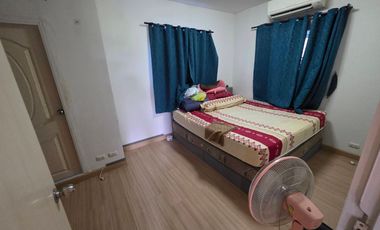 Great Value!  Townhouse for Sale – Pruksa 63 Village, Bangkadi – Pathum Thani Corner unit with spacious side yard, total area 30.2 sq.wah (≈121 m²) an