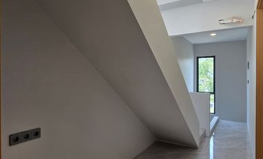 Hot Deal! Rumah Cantik di Cengkareng Disewa – Harga Terbaik, Siap Huni!