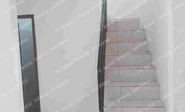 townhouse.    cmn. ada.  4. rmh.      one. gate.      jual.  super. muraah.          cpt. dpt. selama. iklan. masih. tayang.      8. menit. ke. ps. ciputat. mrt. kereta. semua. dkt.