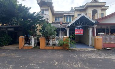 DIJUAL RUMAH 2 LANTAI PHDM XII KALIDONI PALEMBANG