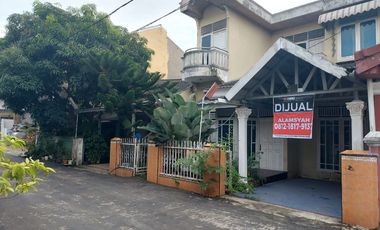 DIJUAL RUMAH 2 LANTAI PHDM XII KALIDONI PALEMBANG
