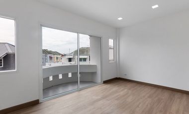 ทาวน์โฮม 3 ชั้นตกแต่งใหม่ เศรณี ดอนเมือง-สรงประภา บ้านพร้อมอยู่ ทำเลใกล้สนามบินดอนเมือง