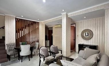 RUMAH MEWAH STRATEGIS PRIVATE POOL DI KEMANG JAKARTA SELATAN