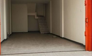 RUKO GANDENG MURAH !!! Ramai strategis di pinggir jalan kemang raya Depok