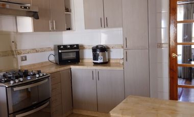 Hermosa Casa en 2 pisos 4d 3b en pasaje seguro y tranquilo construcción solida en Padre Hurtado