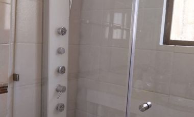 Hermosa Casa en 2 pisos 4d 3b en pasaje seguro y tranquilo construcción solida en Padre Hurtado