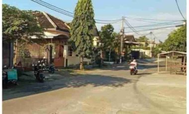 Dijual Tanah Super Strategis Pekarangan Mojosongo,Solo  Luas 723m2