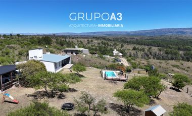Se Vende Hermosa Casa Ofrece Vistas Inmejorables A Las Altas Cumbres!!! Con Pileta! 799