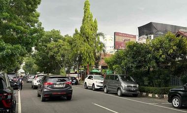 Dijual Rumah Cocok Untuk Tempat Usaha Di Mainroad Naripan Bandung