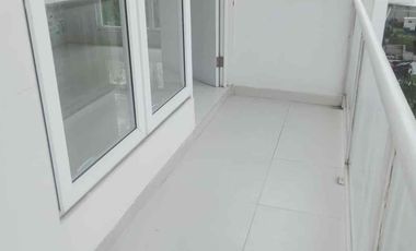 satu2 nya. townhouse. selatannya. jkt. termurah.     lingkungan. asri.    one. gate.