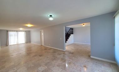 CASA EN RENTA EN EL PARAISO A 10 MINUTOS DE LA GARITA