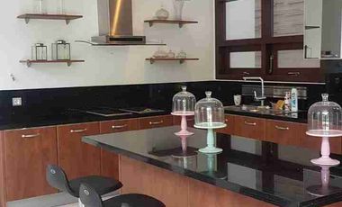 Disewakan Rumah Full Furnished Siap Huni di Jl. Cokroaminoto, Menteng