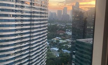 Corner 1BR with balcony and parking slot The Manansala Rockwell