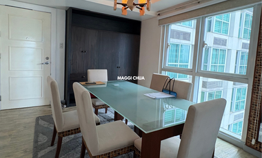 Corner 1BR with balcony and parking slot The Manansala Rockwell