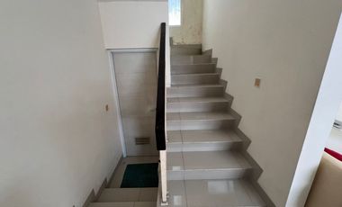 Disewa Rumah 2 Lantai Siap Huni Bagus Green Lake City Cluster Amerika Latin Jakarta Barat