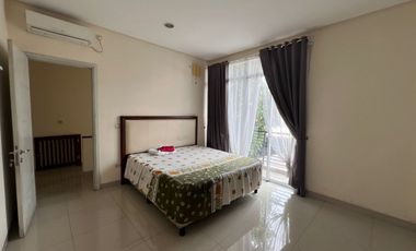 Disewa Rumah 2 Lantai Siap Huni Bagus Green Lake City Cluster Amerika Latin Jakarta Barat