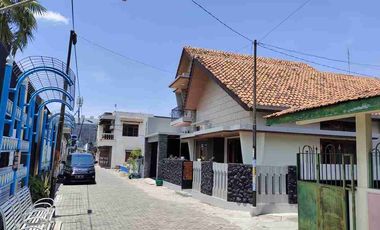 Dijual 1unit quest house di Surakarta