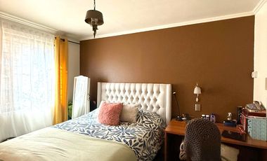 Casa 5 Dormitorios, 3 Baños, 208 M2 Útil , 282 M2 Total