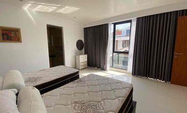 For Sale or rent  luxury villa walking distance nuanu beach on jalan pantai nyanyi