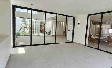 CASA DE VENTA EN URB ISLA MOCOLÍ - ETAPA PACIFICA