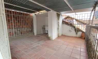 ARRIENDO CASA COMERCIAL EN ANTONIA SANTOS