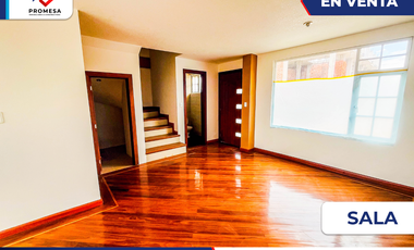 CASA - LATACUNGA Galo Torres, Latacunga, Ecuador