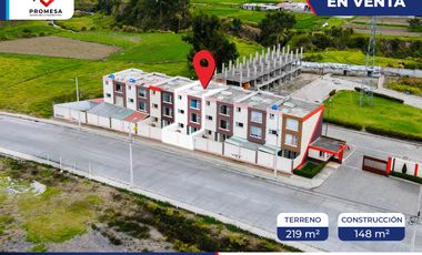 CASA - LATACUNGA Galo Torres, Latacunga, Ecuador