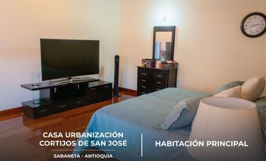 Casa en Conjunto Residencial Cortijos de San José – Sabaneta, Antioquia