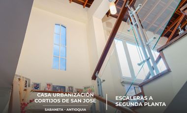 Casa en Conjunto Residencial Cortijos de San José – Sabaneta, Antioquia