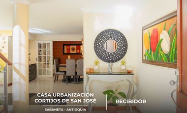 Casa en Conjunto Residencial Cortijos de San José – Sabaneta, Antioquia