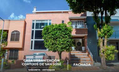 Casa en Conjunto Residencial Cortijos de San José – Sabaneta, Antioquia