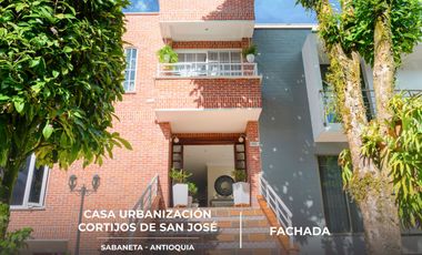 Casa en Conjunto Residencial Cortijos de San José – Sabaneta, Antioquia