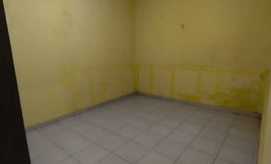 For Quick Sale: Move-In Ready Home Facing a Green Park in a City Cluster