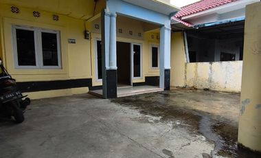 For Quick Sale: Move-In Ready Home Facing a Green Park in a City Cluster