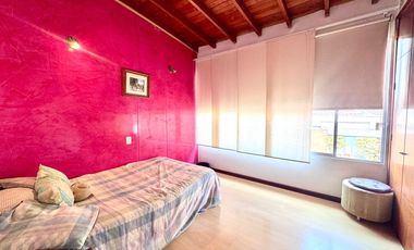 Venta casa moderna altos del poblado