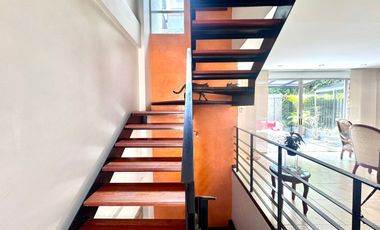 Venta casa moderna altos del poblado