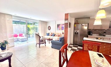 Venta casa moderna altos del poblado