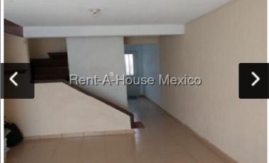 Venta de casa en Los Heroes Tecamac 6a. Sector 26 EM 26-275 EP