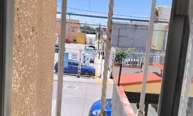 Venta de casa en Los Heroes Tecamac 6a. Sector 26 EM 26-275 EP