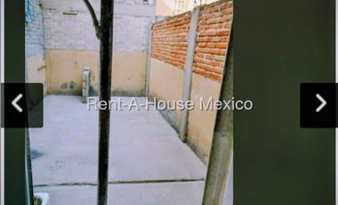 Venta de casa en Los Heroes Tecamac 6a. Sector 26 EM 26-275 EP