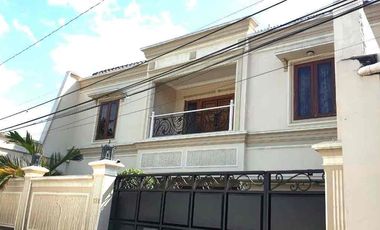 Rumah Mewah di Kota Solo Dekat dengan SMA 7 Solo Letak Strategis