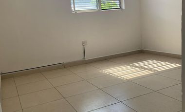 Casa en Renta en esquina con recámara en planta baja , Las Lomas Sector Bosques Gaarcia NL