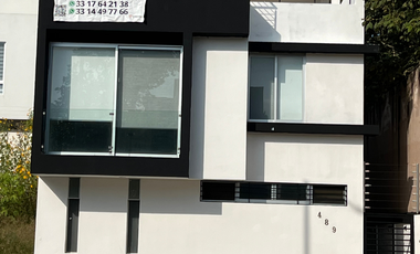 RENTA DE RESIDENCIA BOSQUES VALLARTA ZAPOPAN