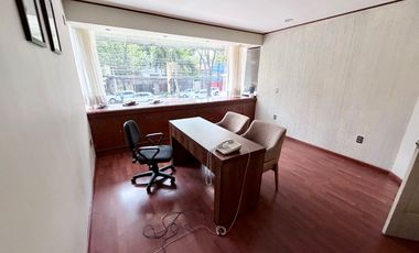 CONSULTORIO MEDICO COMPARTIDO CON DR. GINECOLOGO, INCLUIDO TODOD LOS SERVICIOS